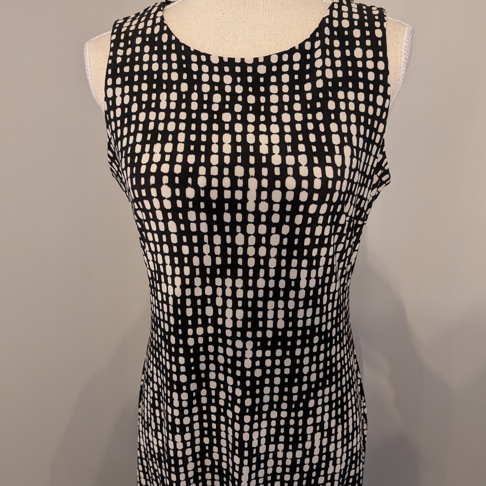 NWT Tommy Hilfiger Printed Stretch Sheath Dress size 4 Pullover Sleeveless Dress